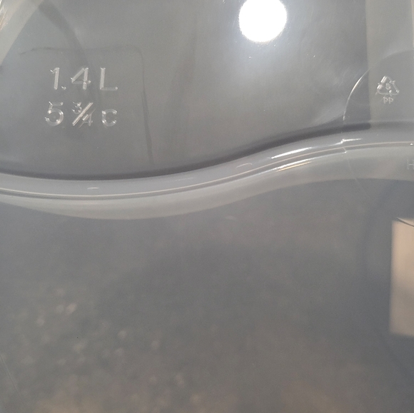 Tupperware Crystalwave Divided Dish - Picture 9 of 10